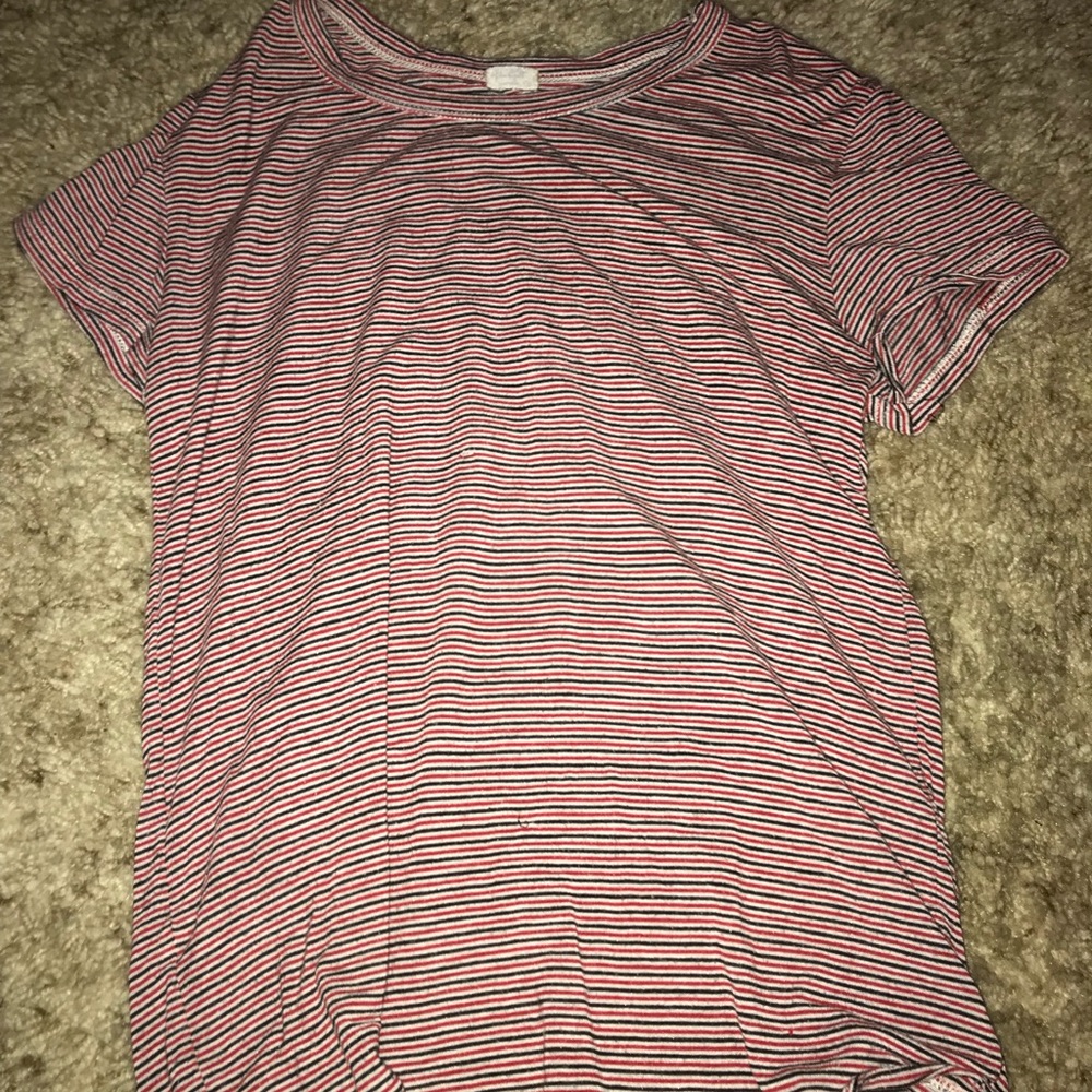 NEW BRANDY MELVILLE TSHIRT